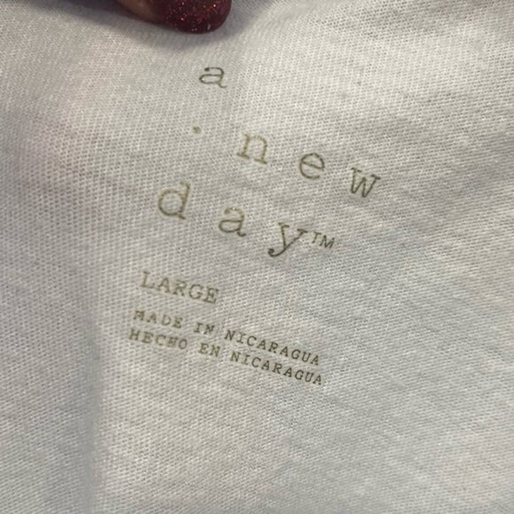 a new day Womens V-neck Top Short Sleeve Pullover Cotton Blend White Size L - Picture 2 of 4